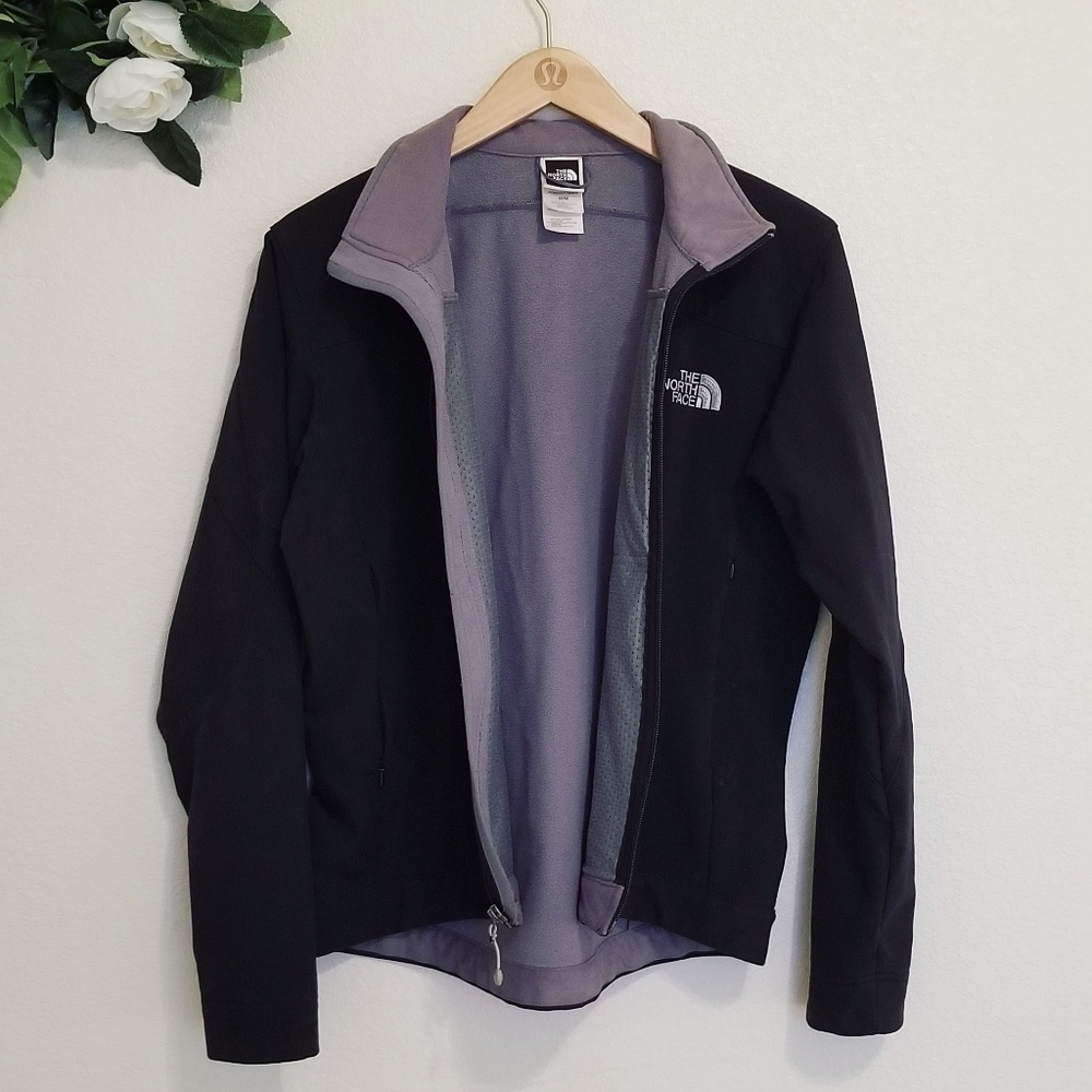 Black Jacket | The North Face